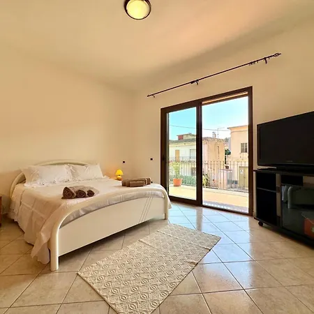 The Secret Patio شقة باري ساردو